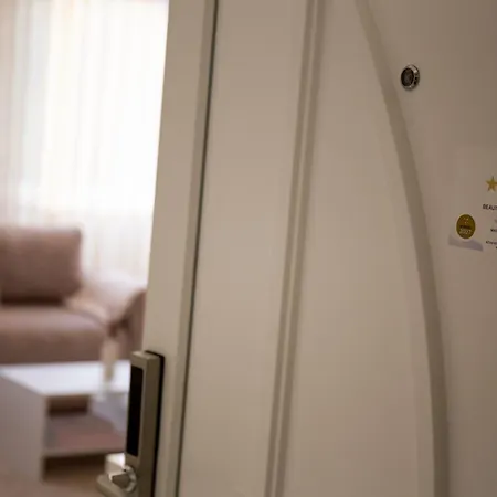 Elite Luxury - Free Private Parking Appartement *